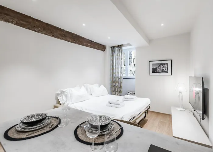 History And Design Facing The Old Port Apartmán *